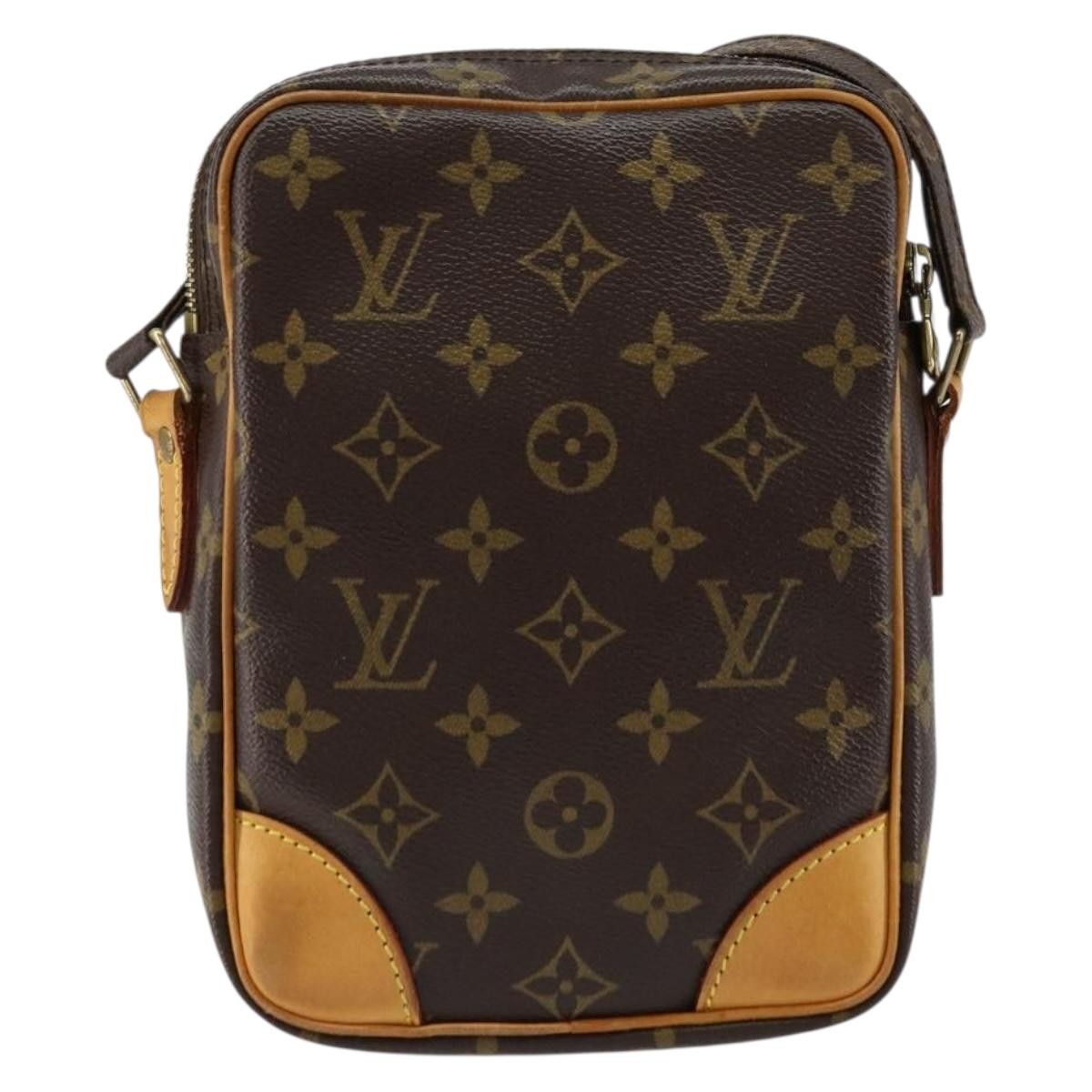 Louis Vuitton Amazone Bag Monogram Canvas, BROWN, CANVAS, Clutche & pouche