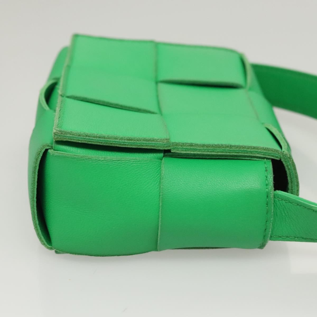 Bottega Veneta Cassette Crossbody Bag Maxi Intrecciato Leather, GREEN, LEATHER, Shoulder bag