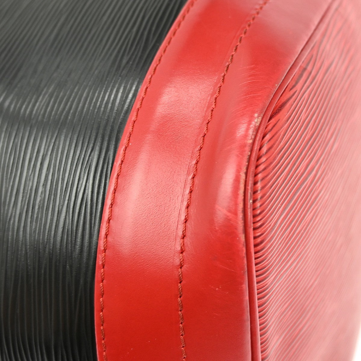 Louis Vuitton Bicolor Noe Handbag Epi Leather, BLACK, LEATHER, Shoulder bag