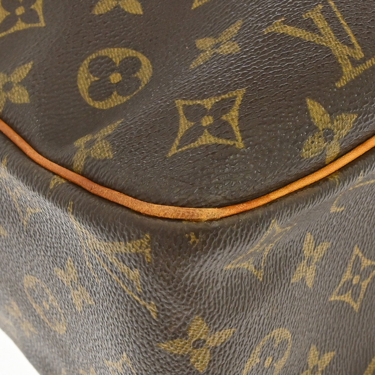 Louis Vuitton Cite Handbag Monogram Canvas, Brown, Canvas, Shoulder Bag