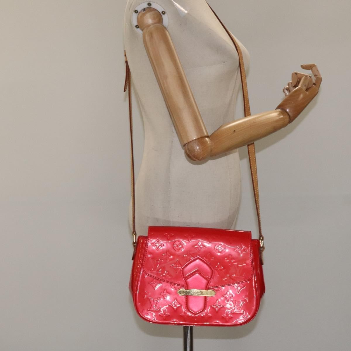 Louis Vuitton Bellflower Handbag Monogram Vernis, RED, PATENT_LEATHER, Shoulder bag