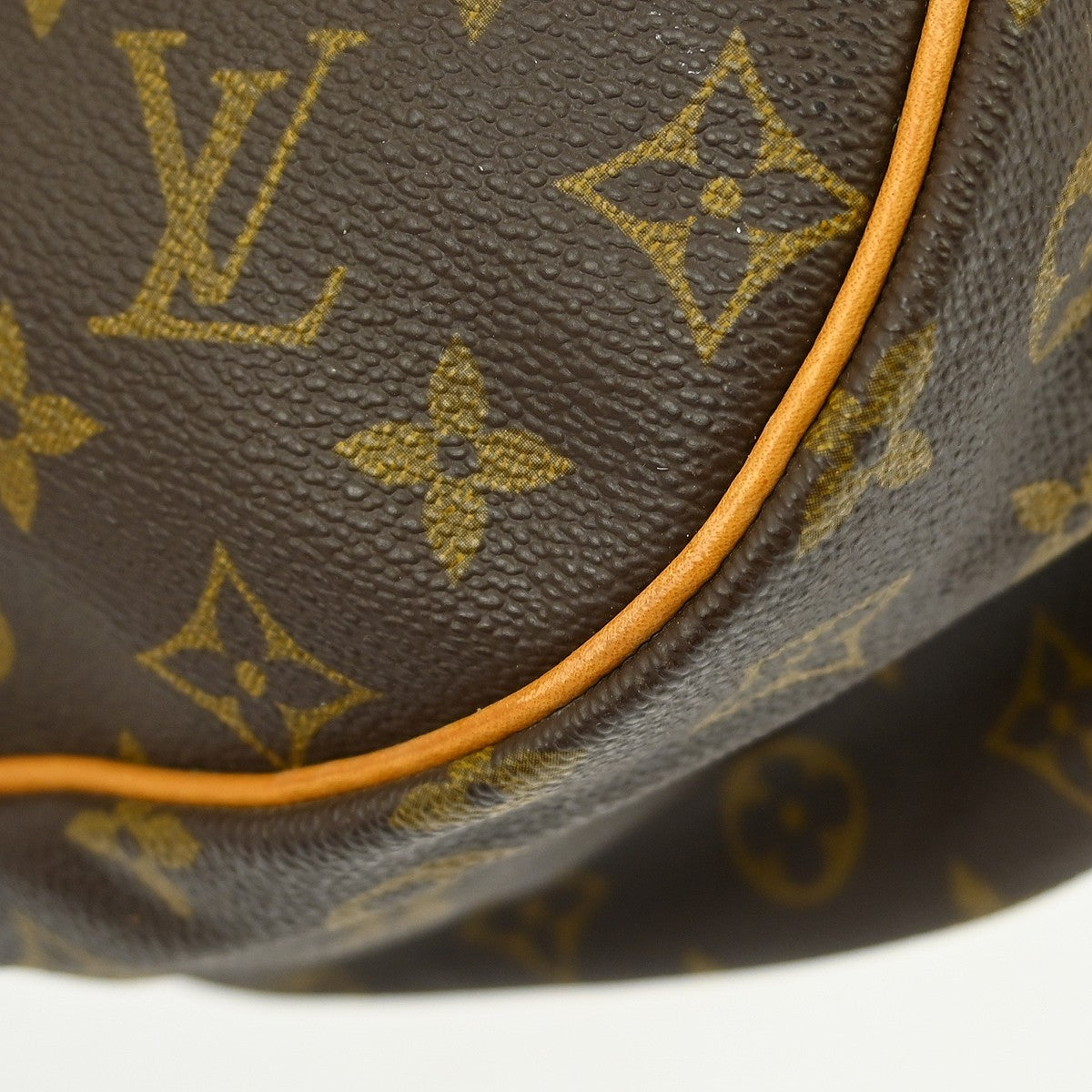Louis Vuitton Saumur Handbag Monogram Canvas, Brown, Canvas, Shoulder Bag