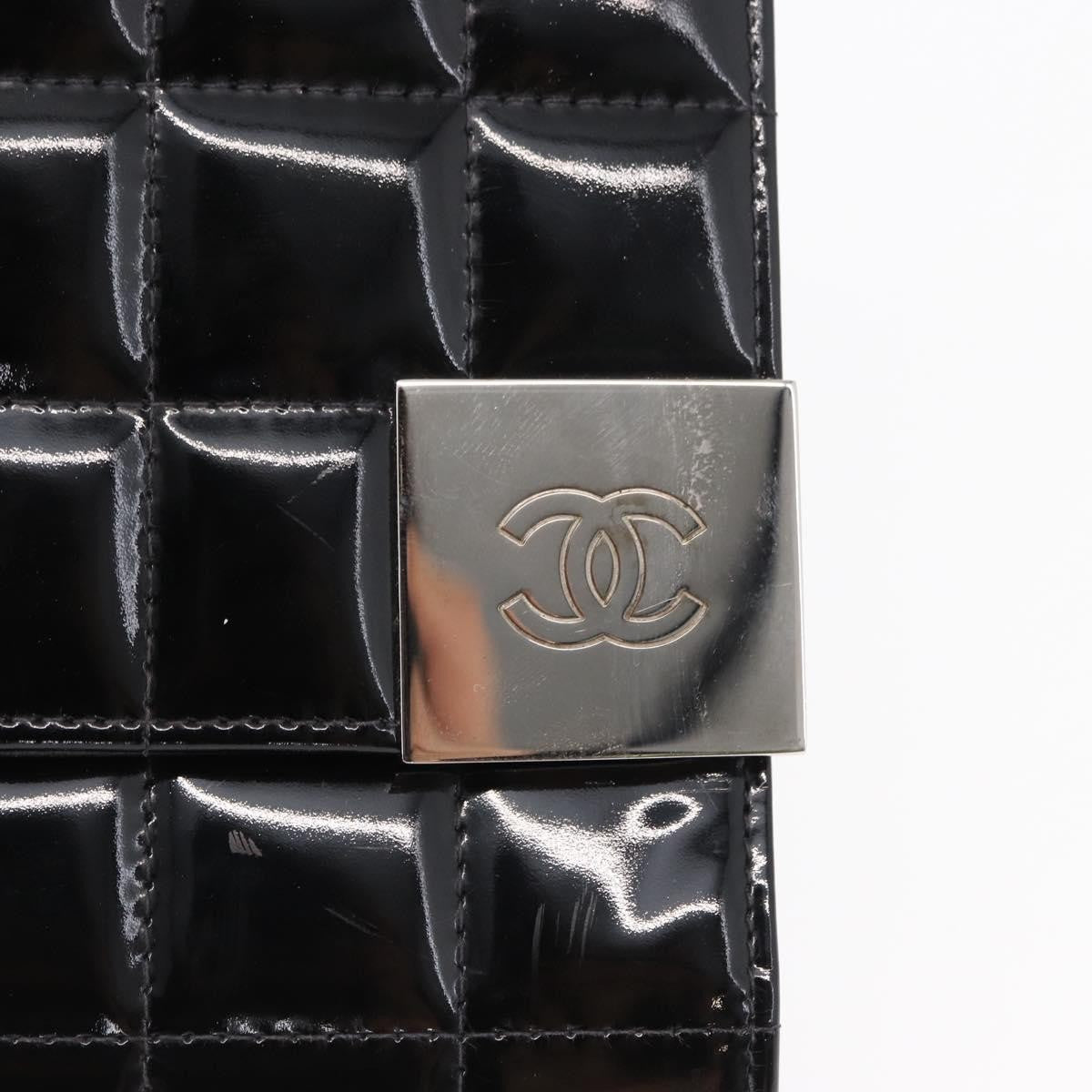 Chanel Chocolate Bar Chain Clutch Quilted Patent, BLACK, PATENT_LEATHER, Clutche & pouche