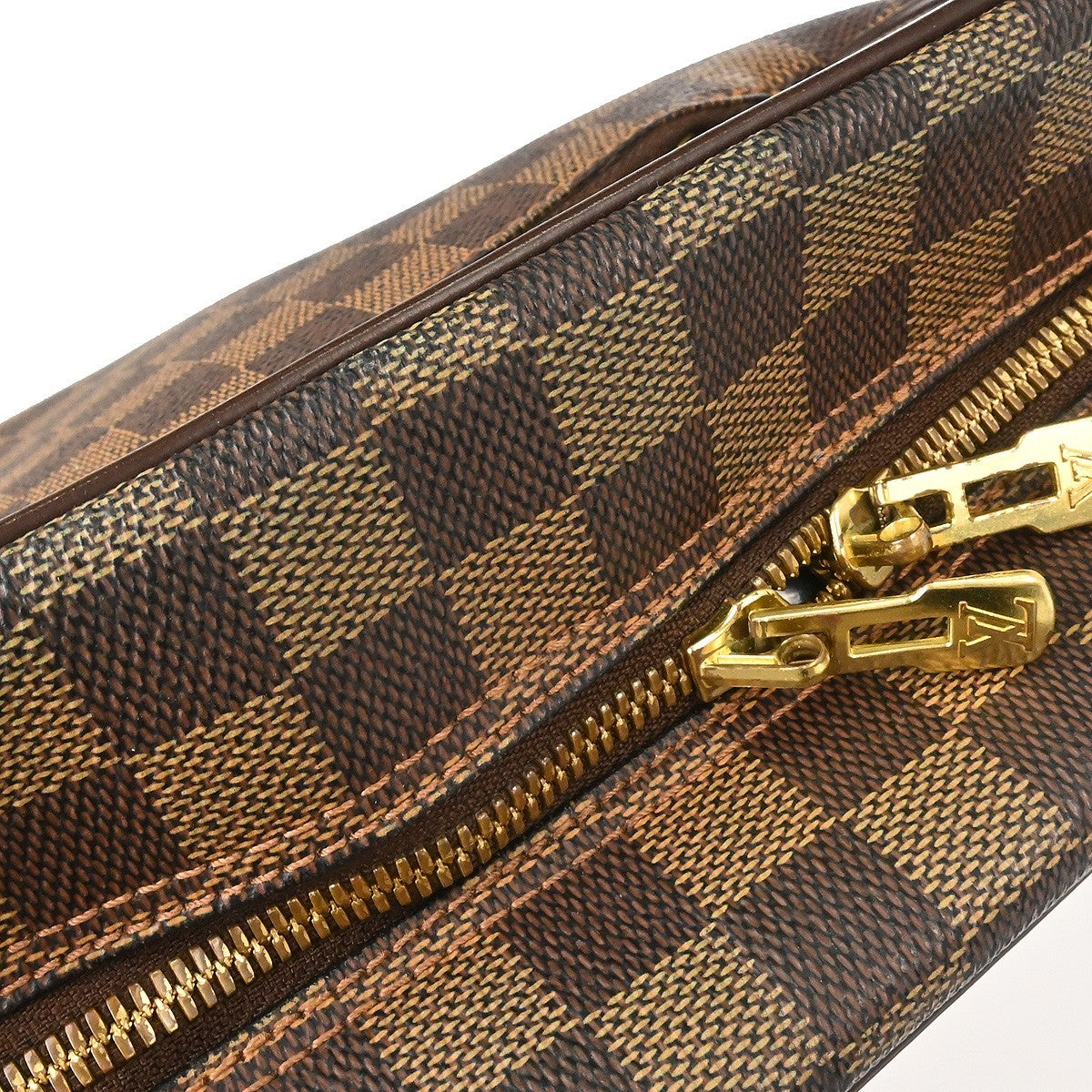 Louis Vuitton Olav Handbag Damier, Brown, Canvas, Shoulder Bag
