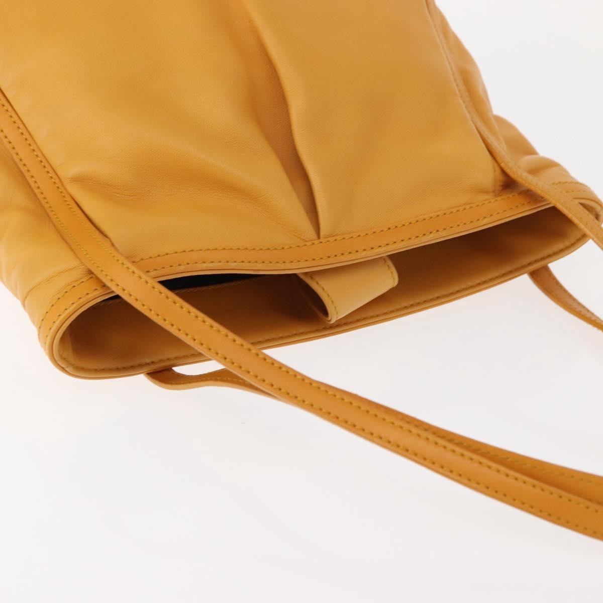 Loewe Anagram handbag Leather, YELLOW, LEATHER, Handbag