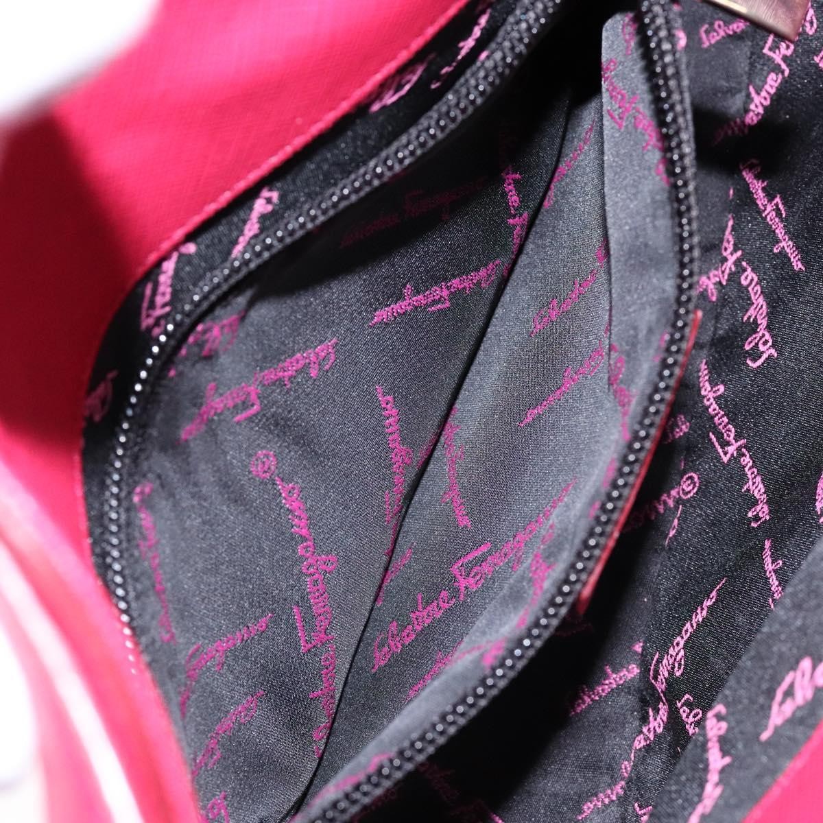 Salvatore Ferragamo Gancini Shoulder Bag Leather, PINK, LEATHER, Shoulder bag