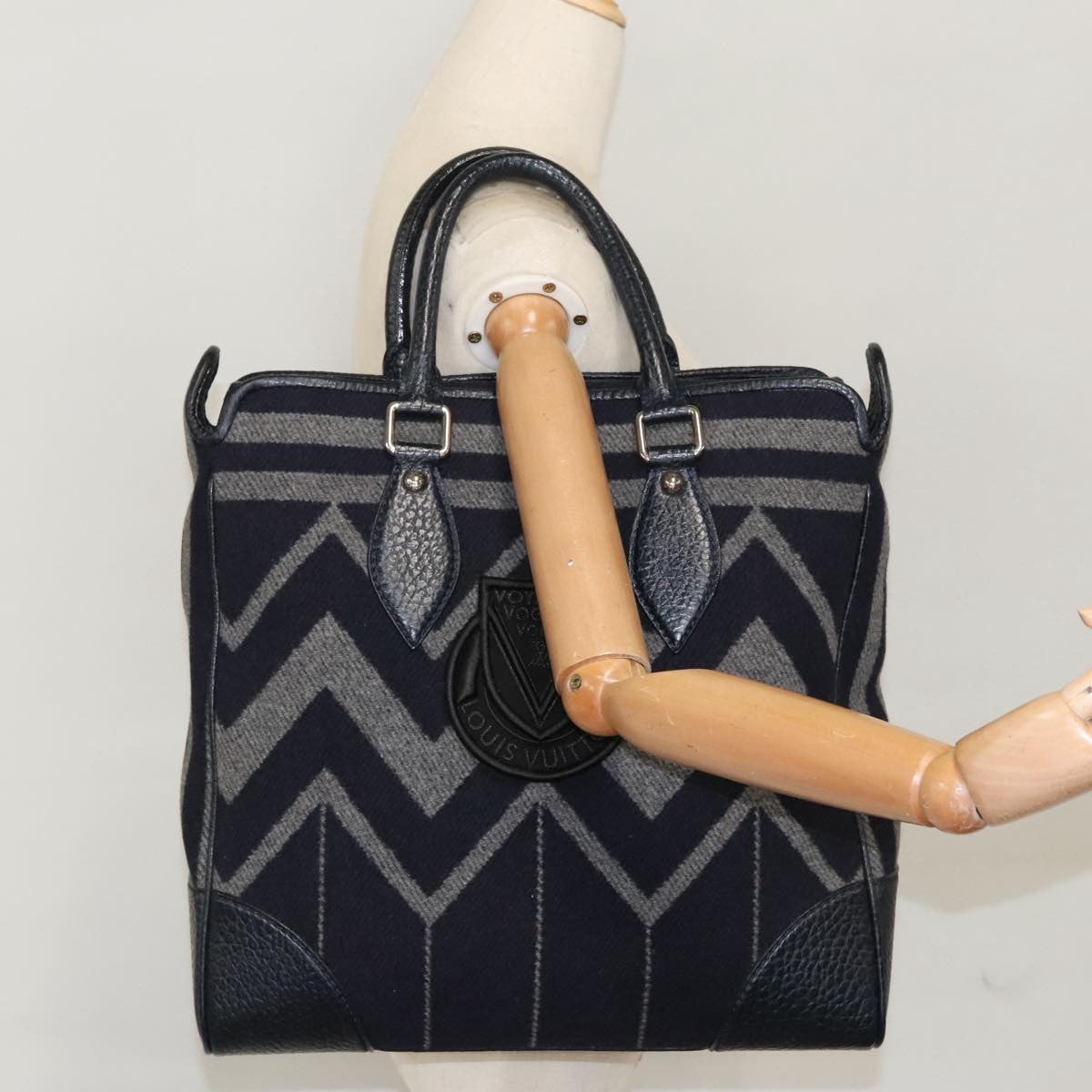 Louis Vuitton Vail Blanket Cabas Wool with Leather, NAVY, WOOL, Tote bag
