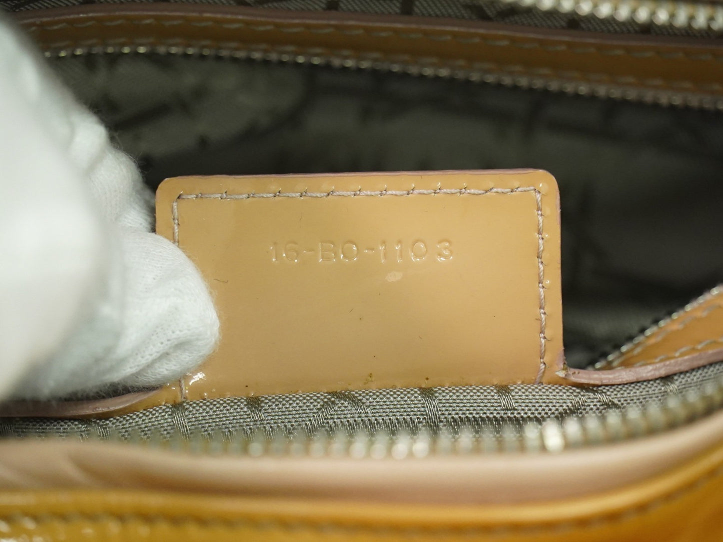 Christian Dior Vintage Lady Dior Bag Cannage Quilt Patent, BEIGE, PATENT_LEATHER, Handbag