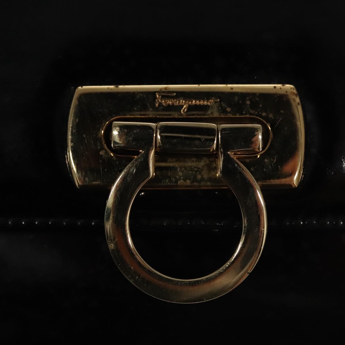 Salvatore Ferragamo Gancini Box Crossbody Bag Patent leather, BLACK, PATENT_LEATHER, Shoulder bag