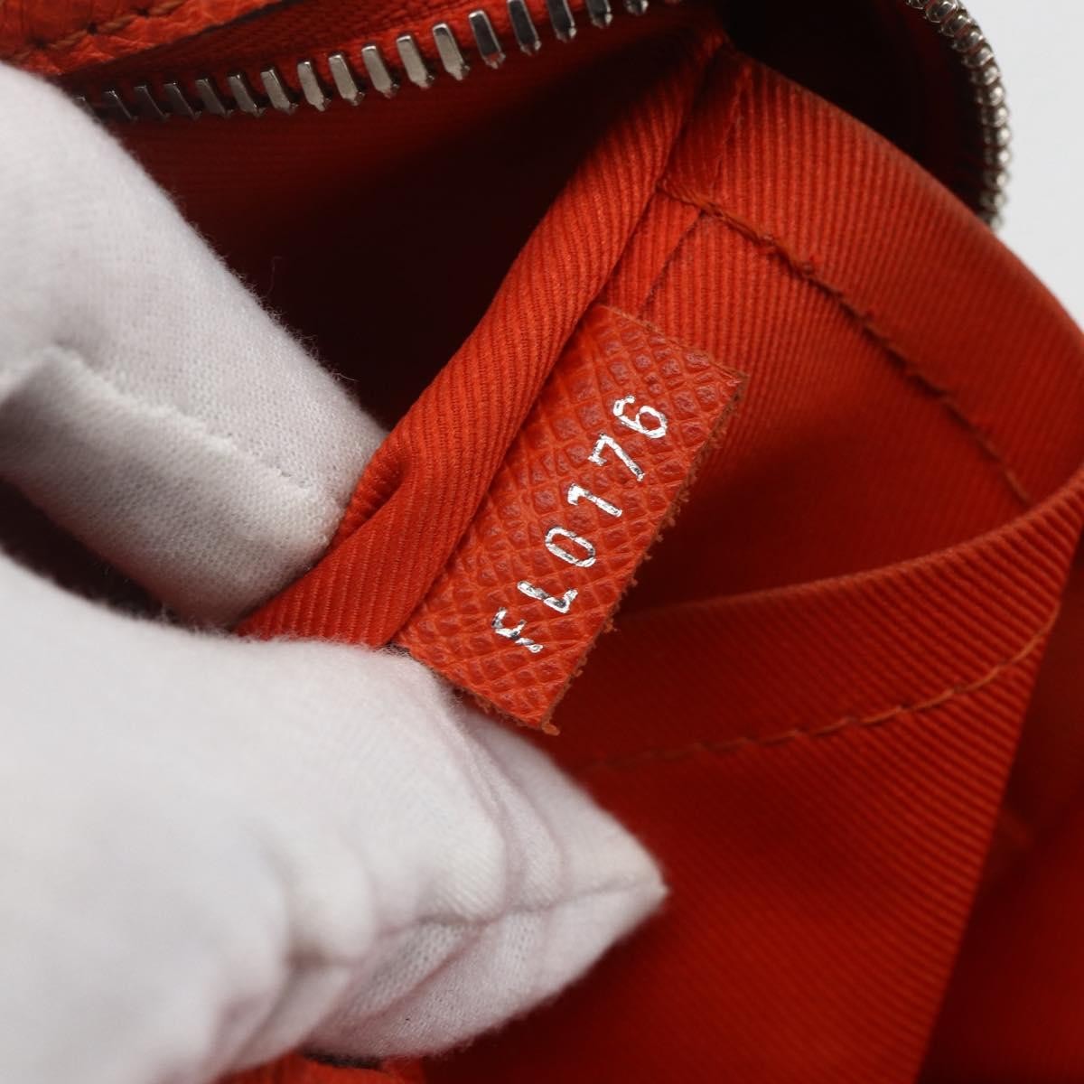 Louis Vuitton Porte-Documents Voyage Briefcase Taiga Leather, ORANGE, LEATHER, Briefcase