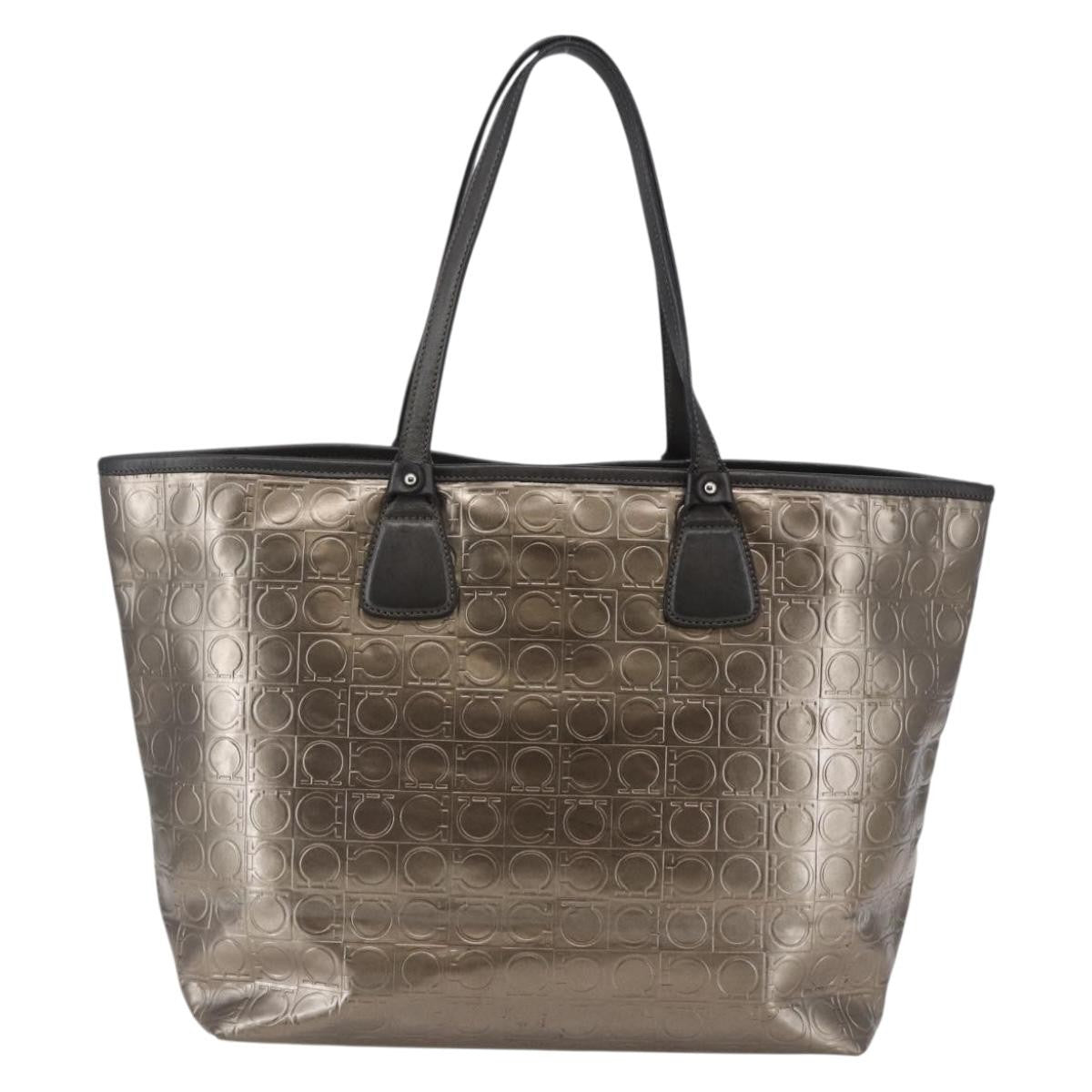 Salvatore Ferragamo Gancini Tote Patent leather, GOLD, PATENT_LEATHER, Tote bag