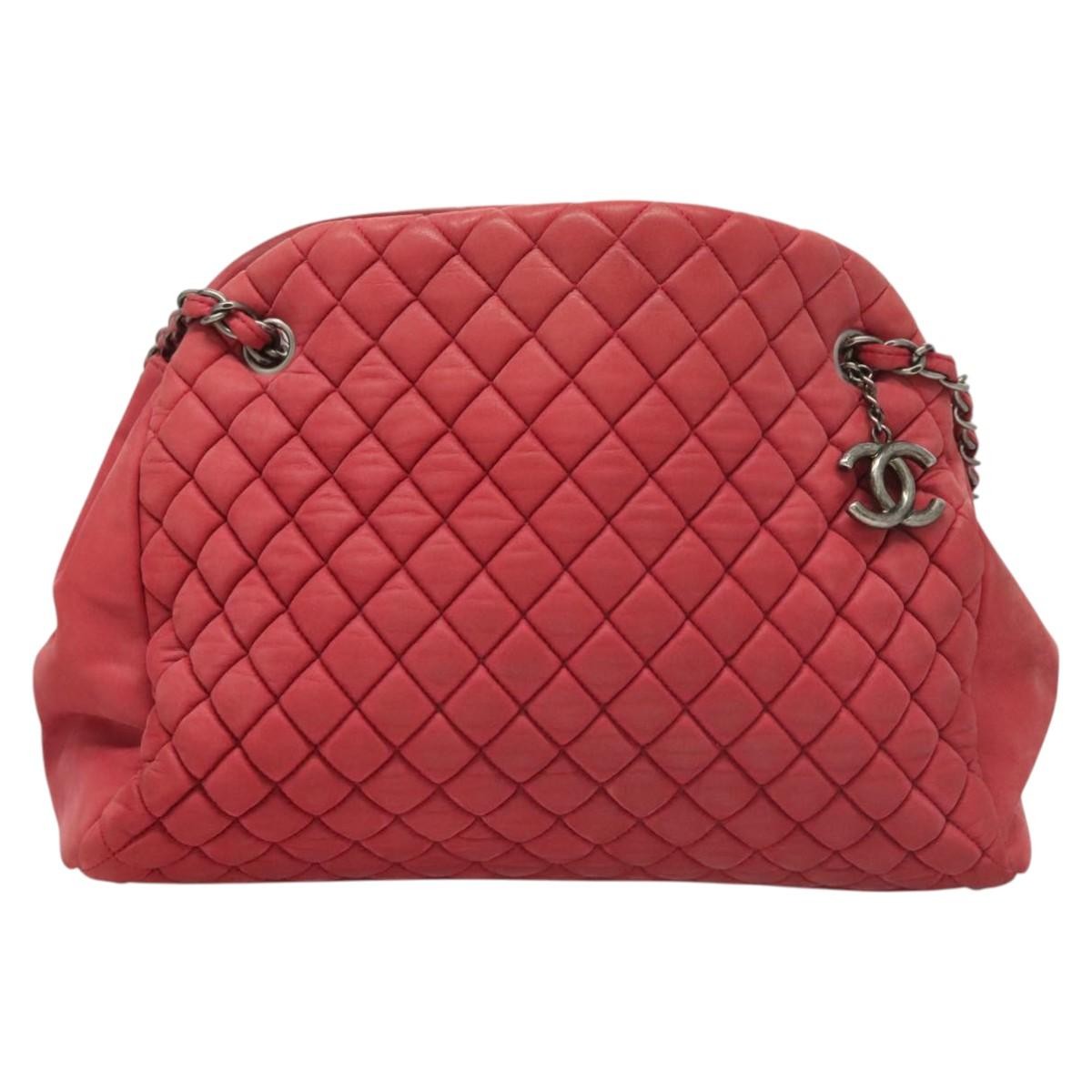 Chanel Matelasse Chain Shoulder Bag Leather, Pink, Leather, Handbag