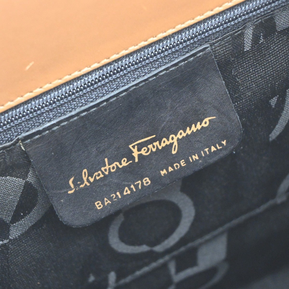 Salvatore Ferragamo Convertible Vara Bow Tote Leather, BROWN, LEATHER, Handbag