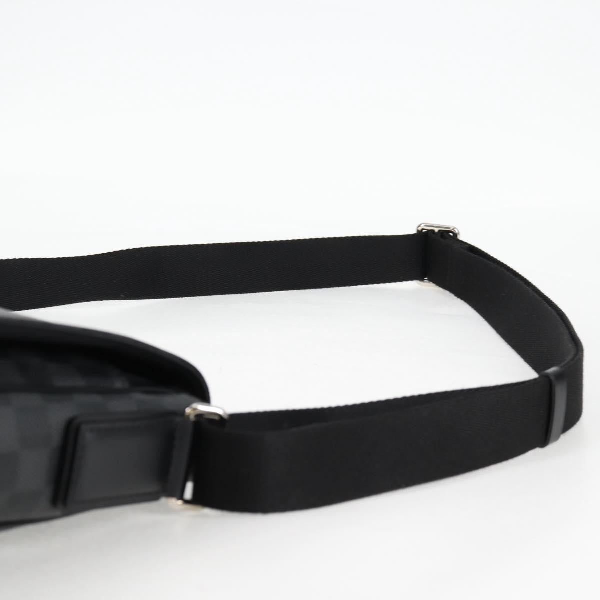 Louis Vuitton District Messenger Bag Damier Graphite, BLACK, CANVAS, Shoulder bag