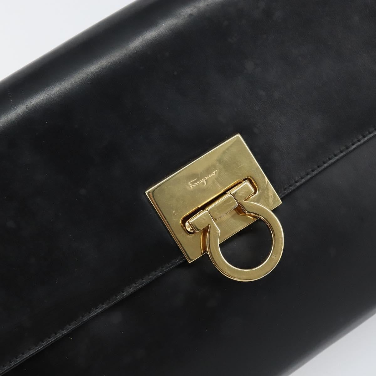 Salvatore Ferragamo Gancini Chain Shoulder bag Leather, BLACK, LEATHER, Shoulder bag