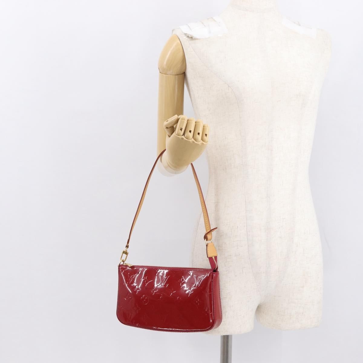 Louis Vuitton Pochette Accessoires NM Monogram Vernis, PINK, PATENT_LEATHER, Clutche & pouche