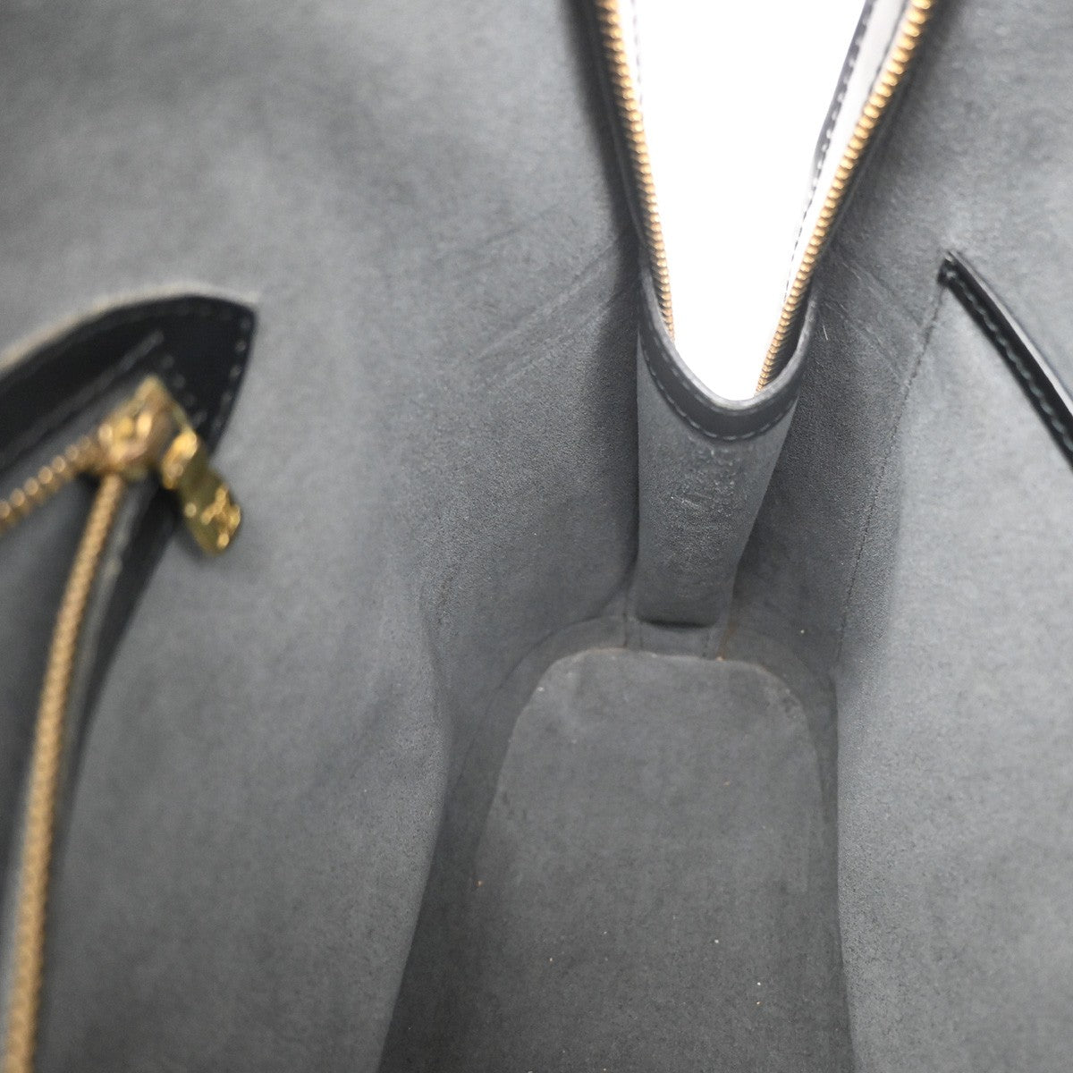 Louis Vuitton Lussac Handbag Epi Leather, BLACK, LEATHER, Shoulder bag