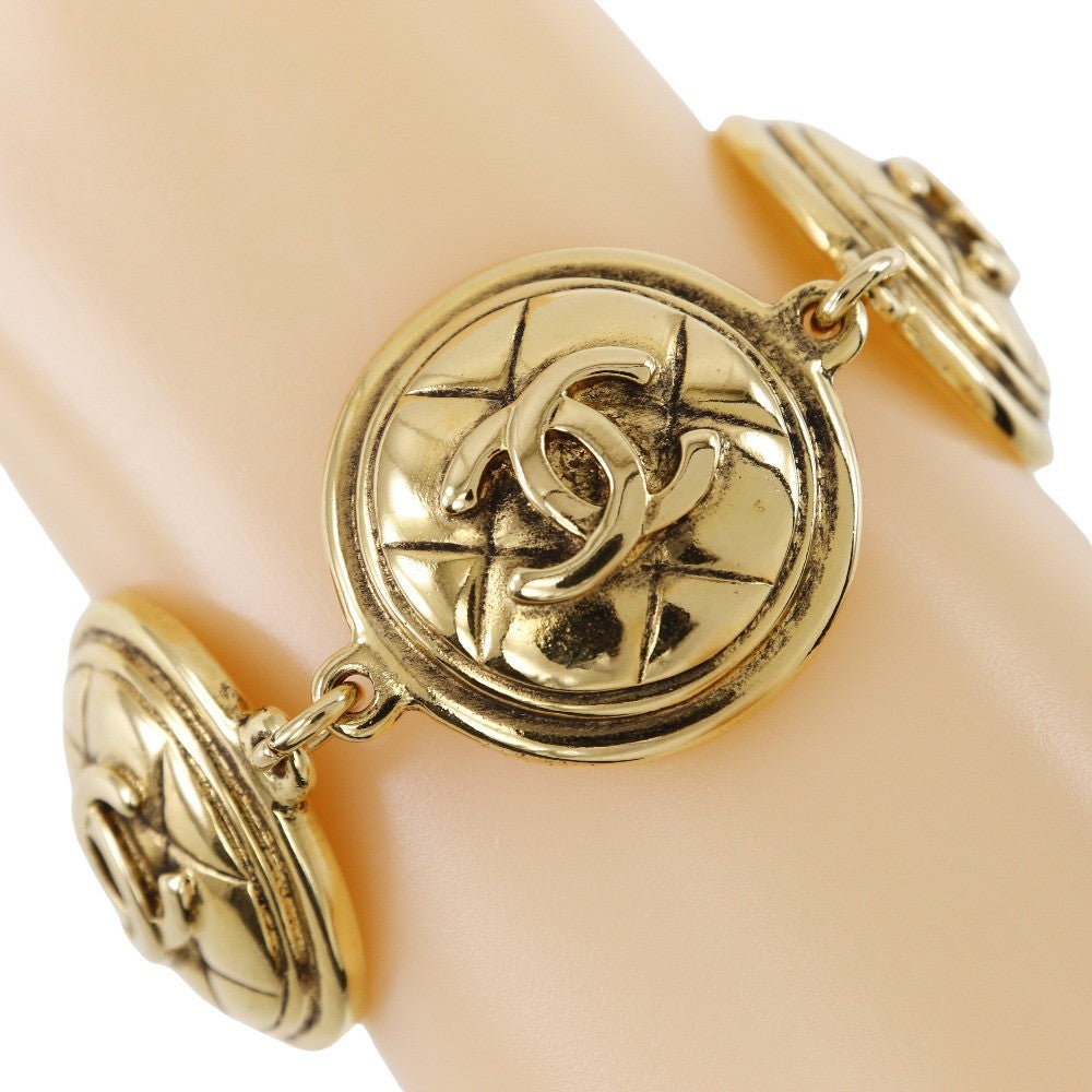 Chanel Vintage CC Quilted Medallion Bracelet Metal, GOLD, GOLD_PLATED, Bracelet
