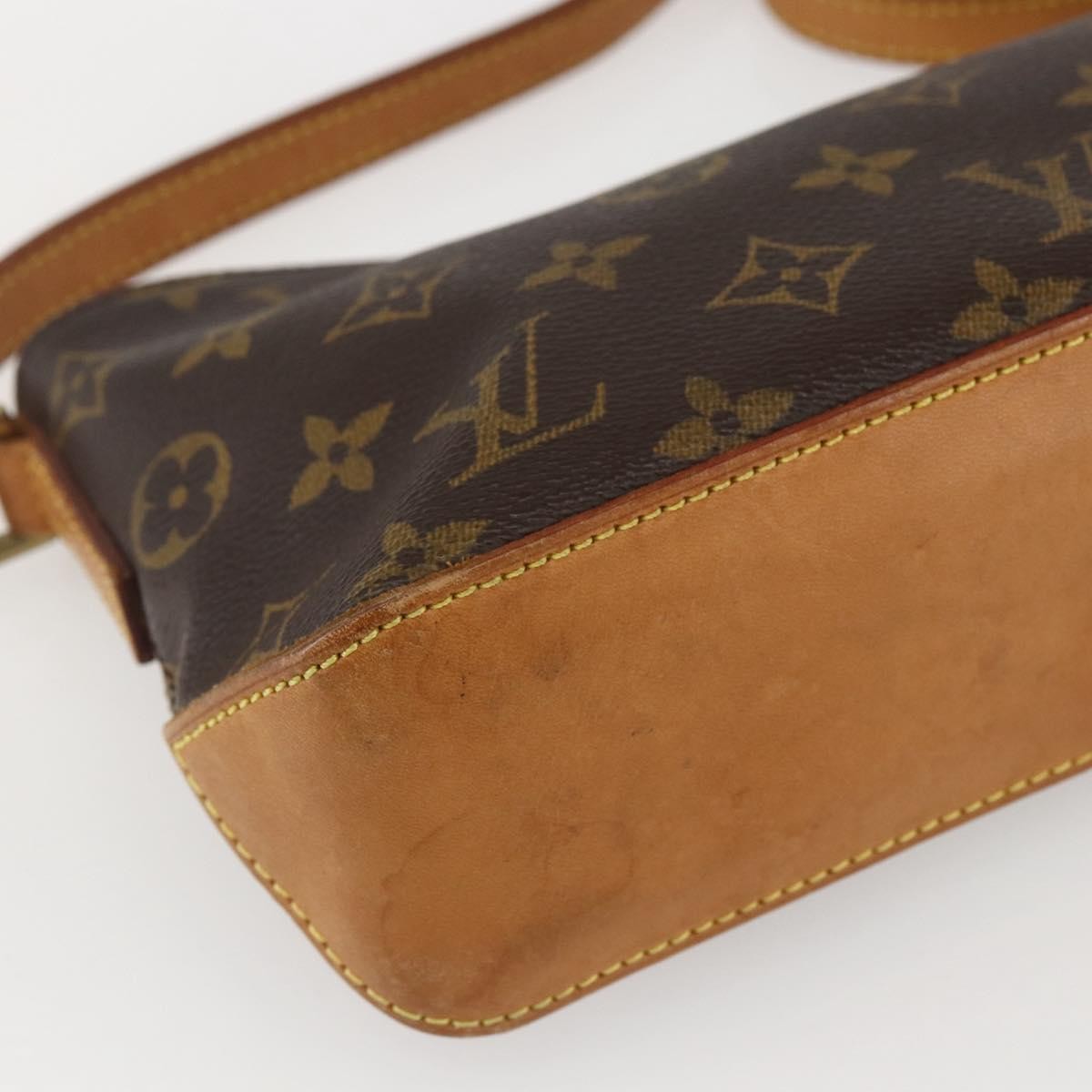 Louis Vuitton Trotteur Handbag Monogram Canvas, BROWN, CANVAS, Clutche & pouche