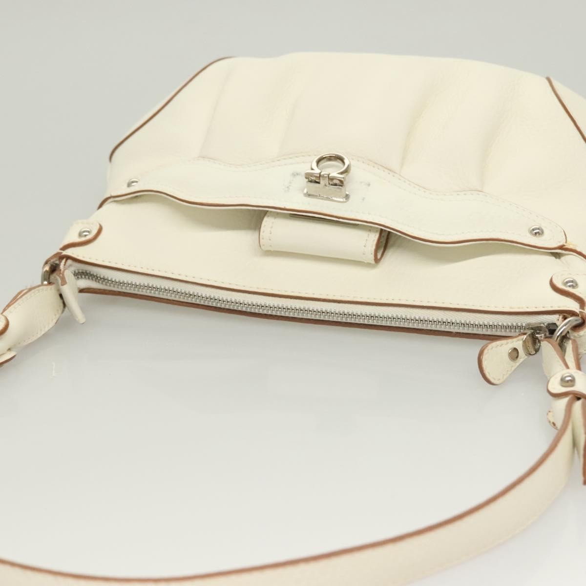 Salvatore Ferragamo Gancini Shoulder Bag Leather, WHITE, LEATHER, Shoulder bag