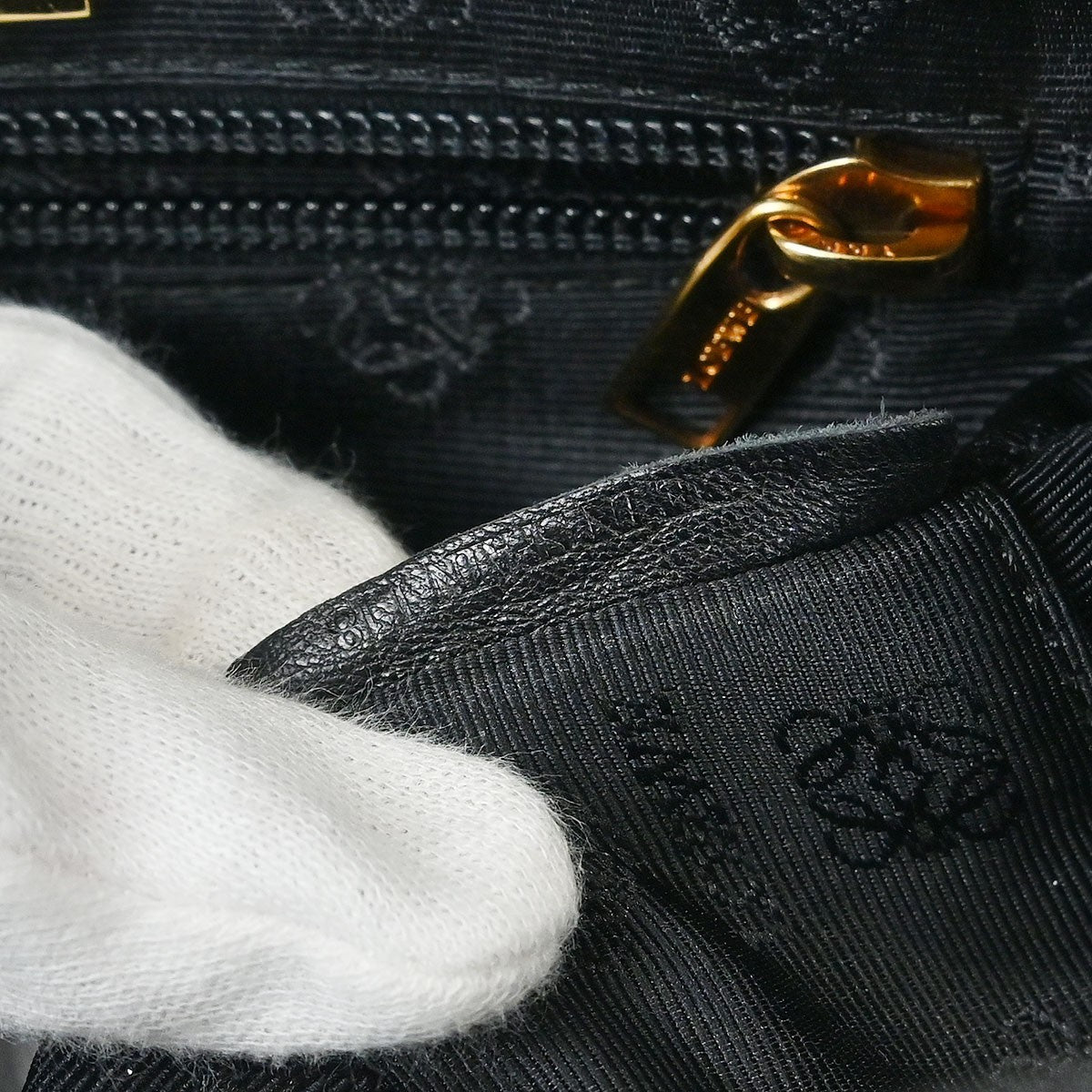 Loewe Anagram handbag Leather, BLACK, LEATHER, Handbag