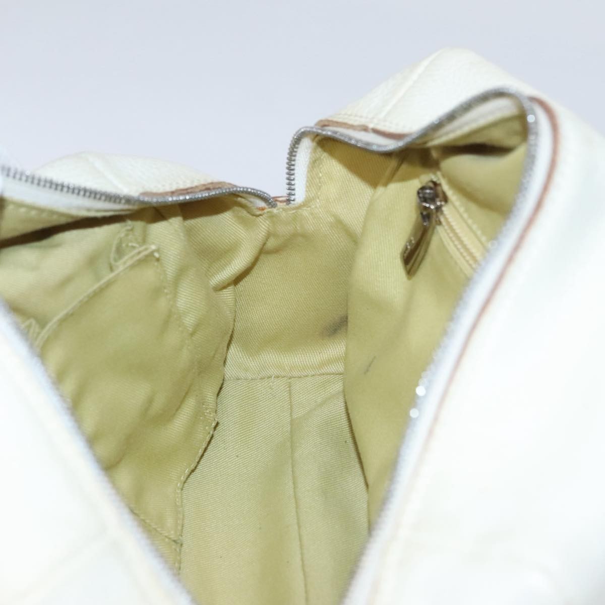 Salvatore Ferragamo Gancini handbag Leather, WHITE, LEATHER, Handbag