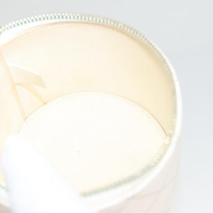 Chanel CC Round Vanity Case with Chain Quilted Lambskin, WHITE, LEATHER, Shoulder bag