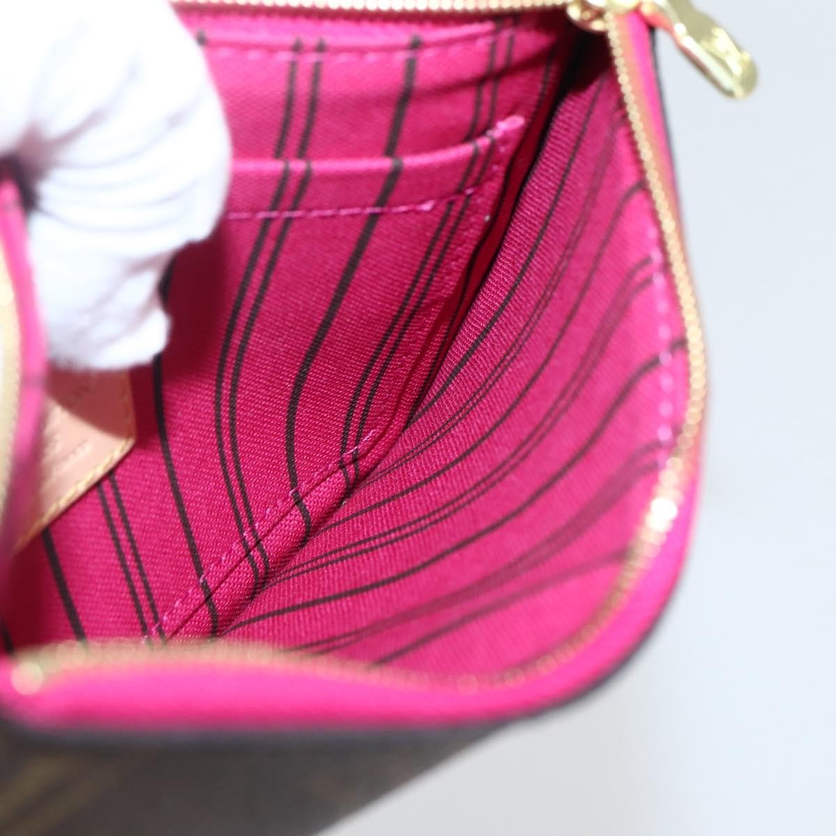 Louis Vuitton Neverfull Pochette Monogram Canvas, BROWN, CANVAS, Clutche & pouche