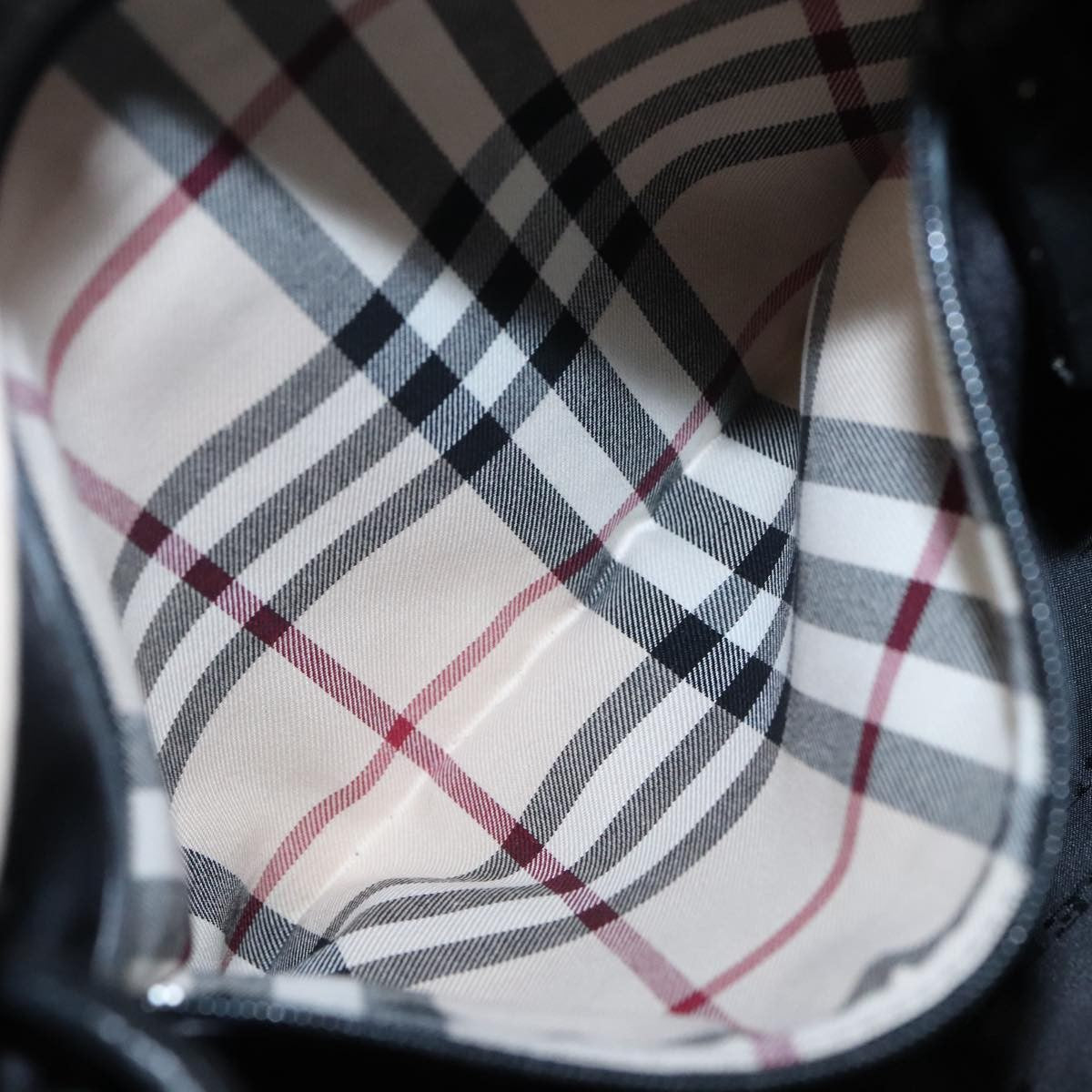 Burberry Zip Top Messenger Nylon, BLACK, NYLON, Shoulder bag