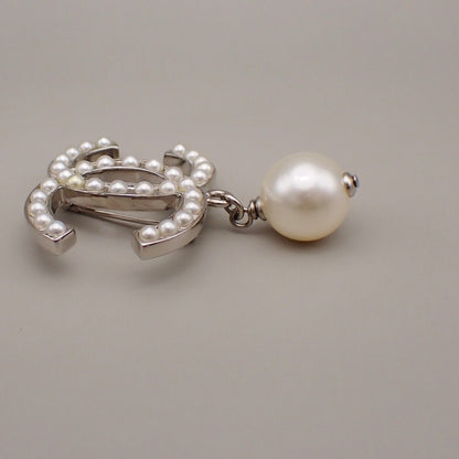 Chanel CC Drop Brooch Metal and Faux Pearls, SILVER, SILVER_PLATED, Brooch