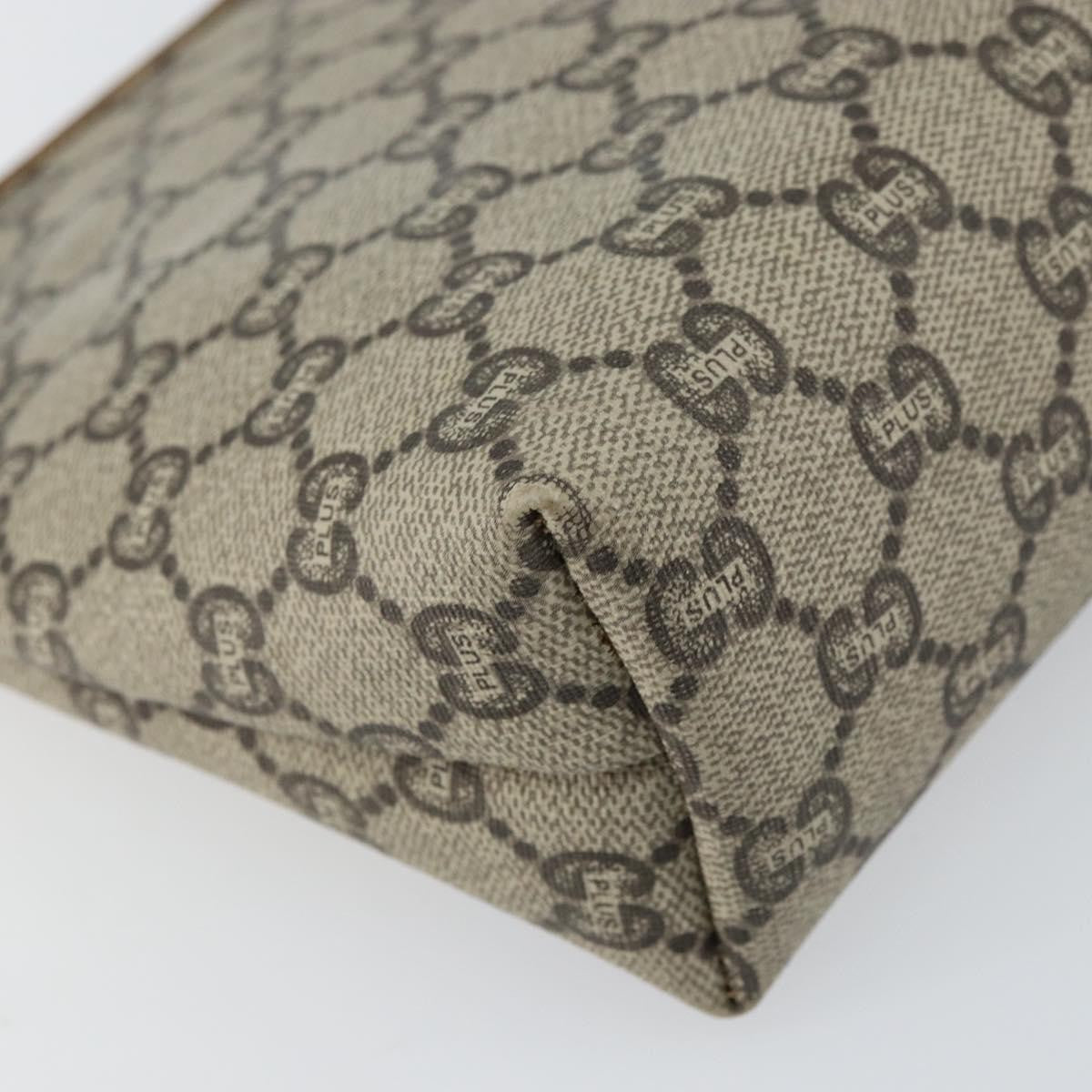 Gucci Zip Pouch GG Canvas, BEIGE, CANVAS, Clutche & pouche