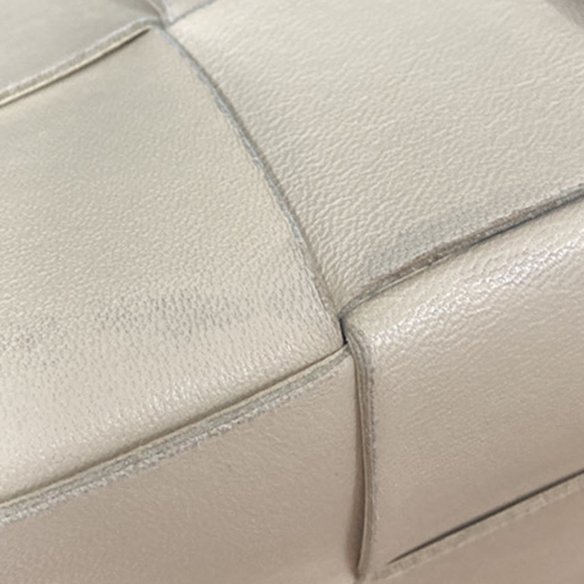 Bottega Veneta Cassette Bucket Bag Maxi Intrecciato Leather, BEIGE, LEATHER, Shoulder bag