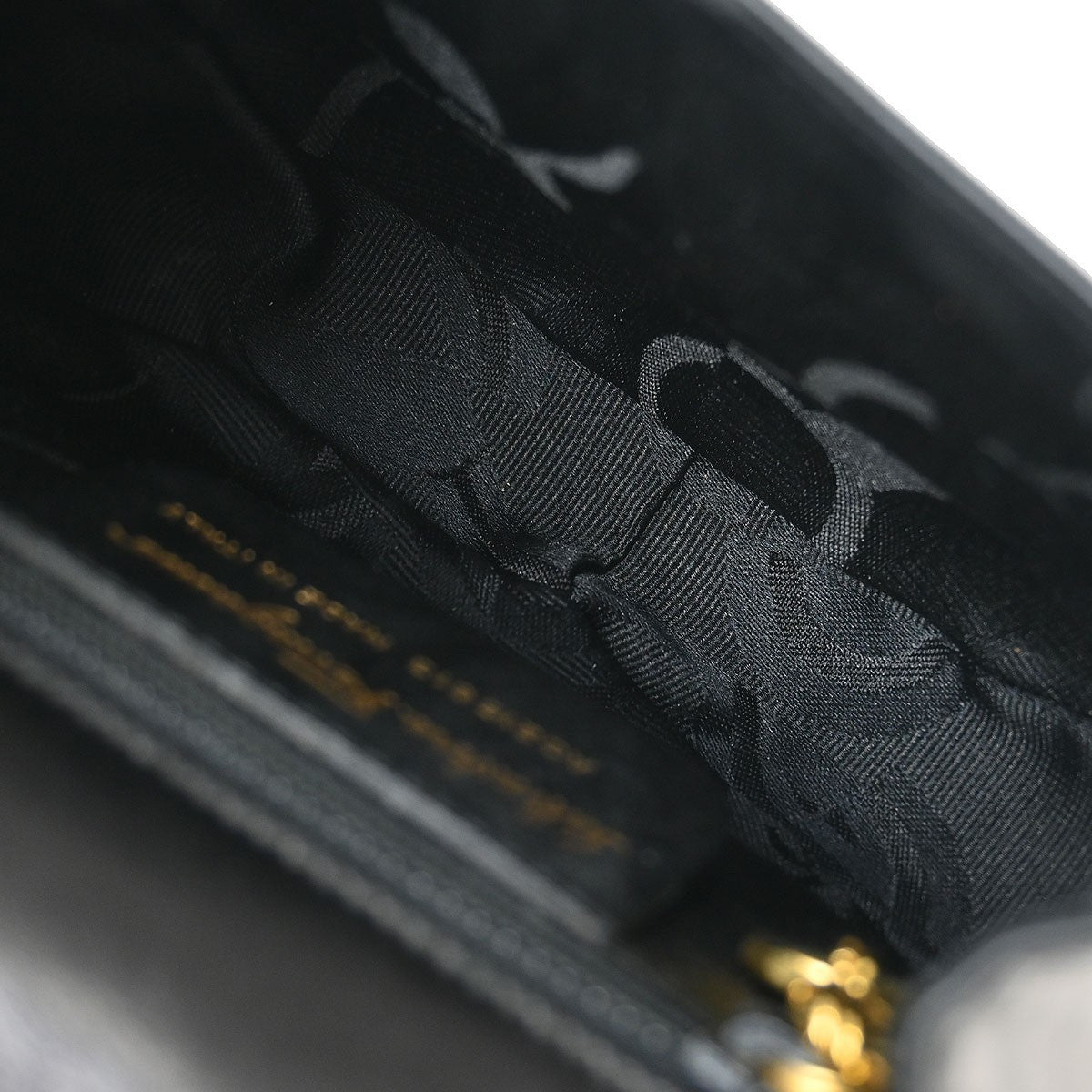 Salvatore Ferragamo Gancini Shoulder Bag Leather, BLACK, LEATHER, Shoulder bag