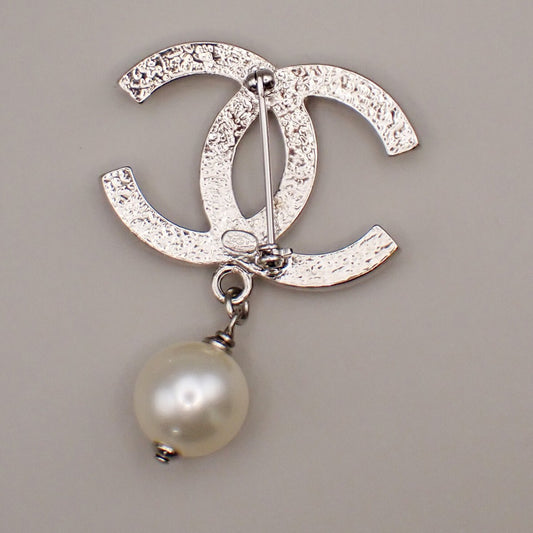 Chanel CC Drop Brooch Metal and Faux Pearls, SILVER, SILVER_PLATED, Brooch