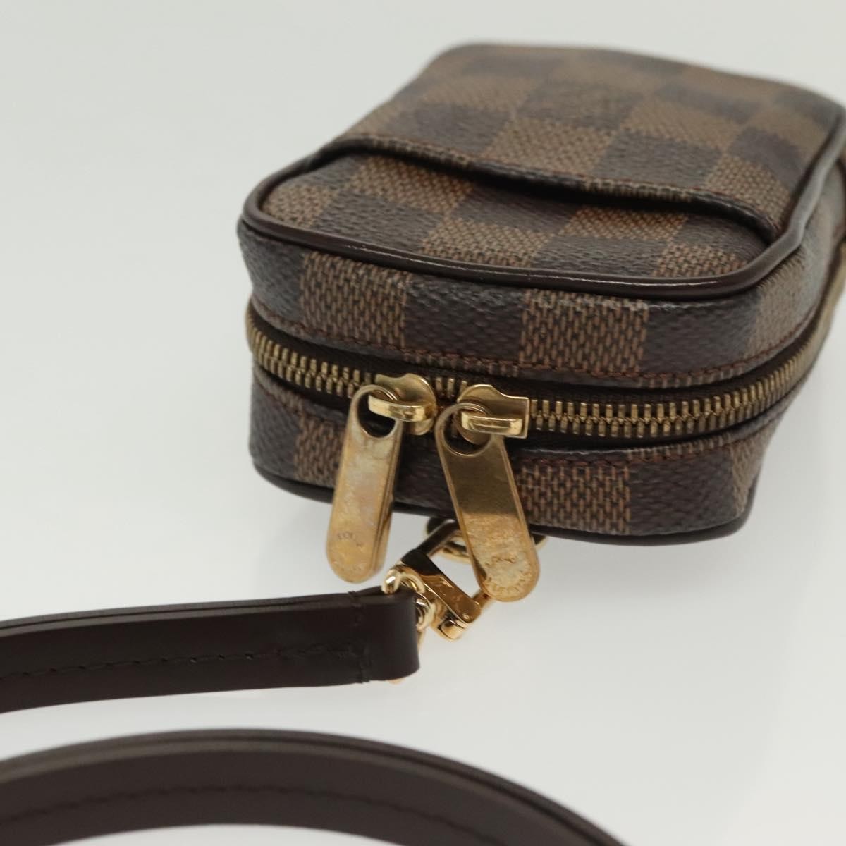 Louis Vuitton Etui Okapi Camera Case Damier, BROWN, CANVAS, Clutche & pouche