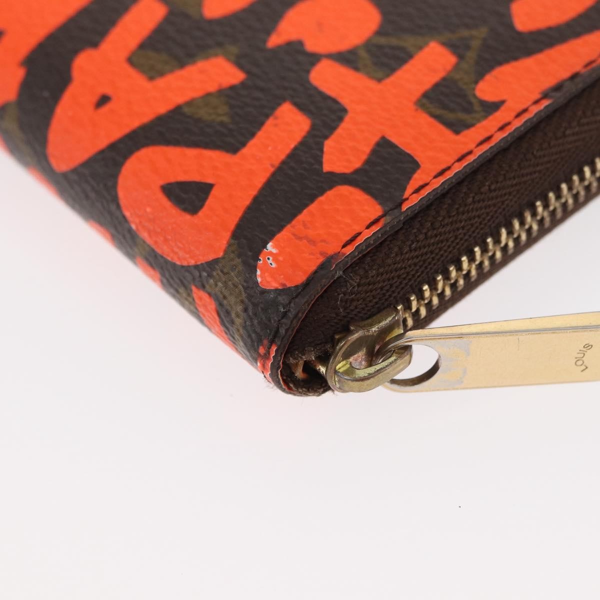 Louis Vuitton Porte-Monnaie Zippy Wallet monogramme empreinte, Orange, Canvas, Wallet