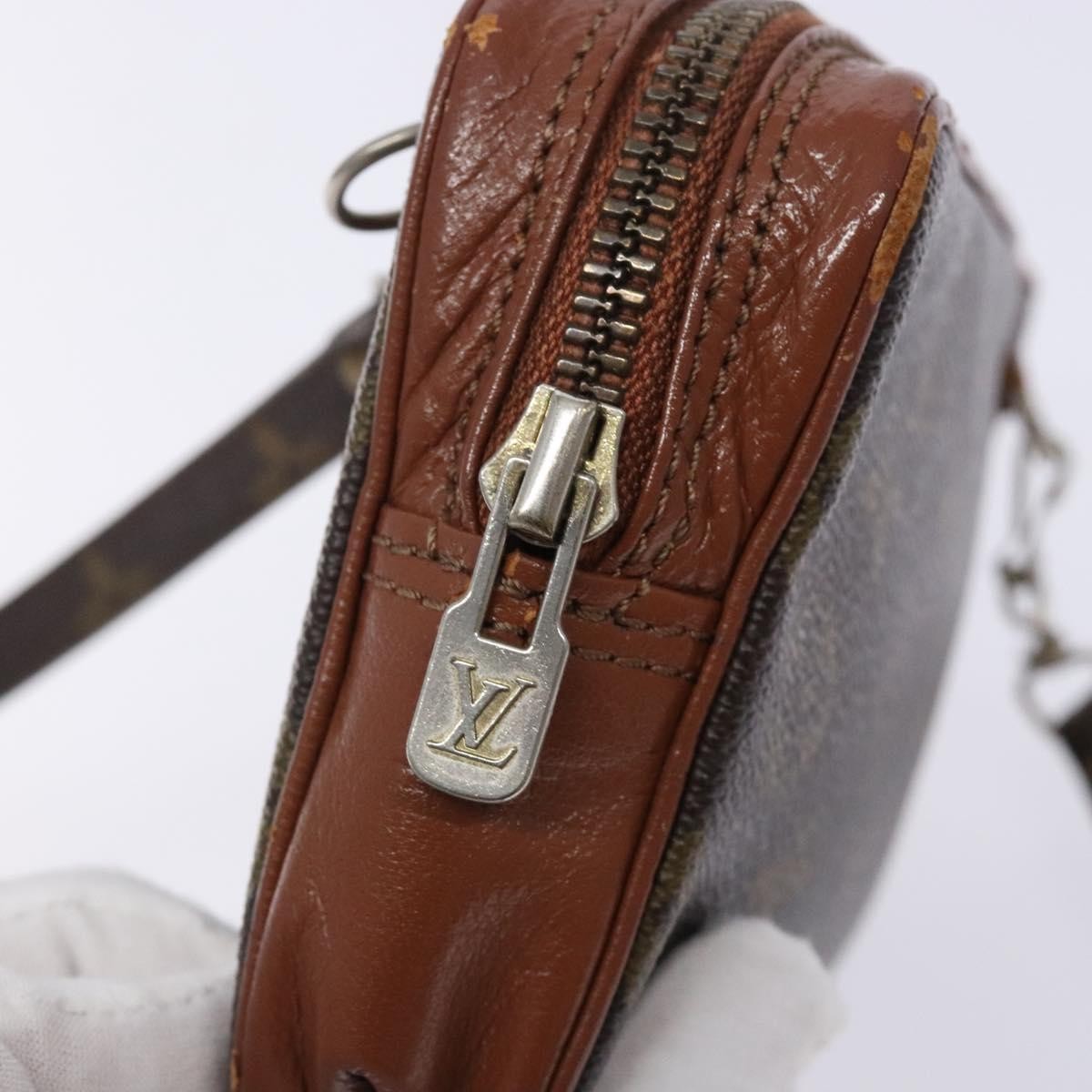 Louis Vuitton Monogram Clutch Monogram Canvas, BROWN, CANVAS, Clutche & pouche