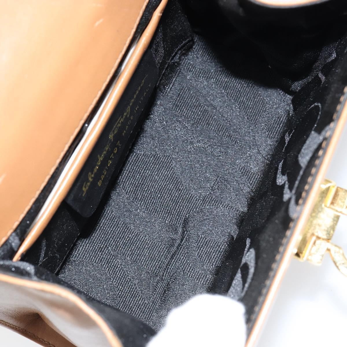 Salvatore Ferragamo Gancini Shoulder Bag Leather, BROWN, LEATHER, Shoulder bag