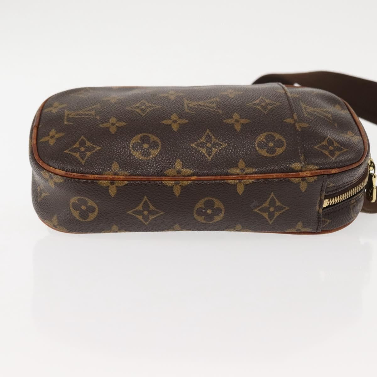 Louis Vuitton Pochette Gange Monogram Canvas, BROWN, CANVAS, Clutche & pouche