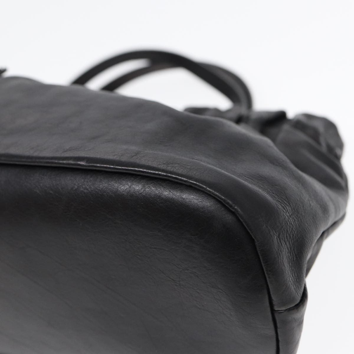 Gucci Heart Crest Handbag Leather, BLACK, LEATHER, Handbag