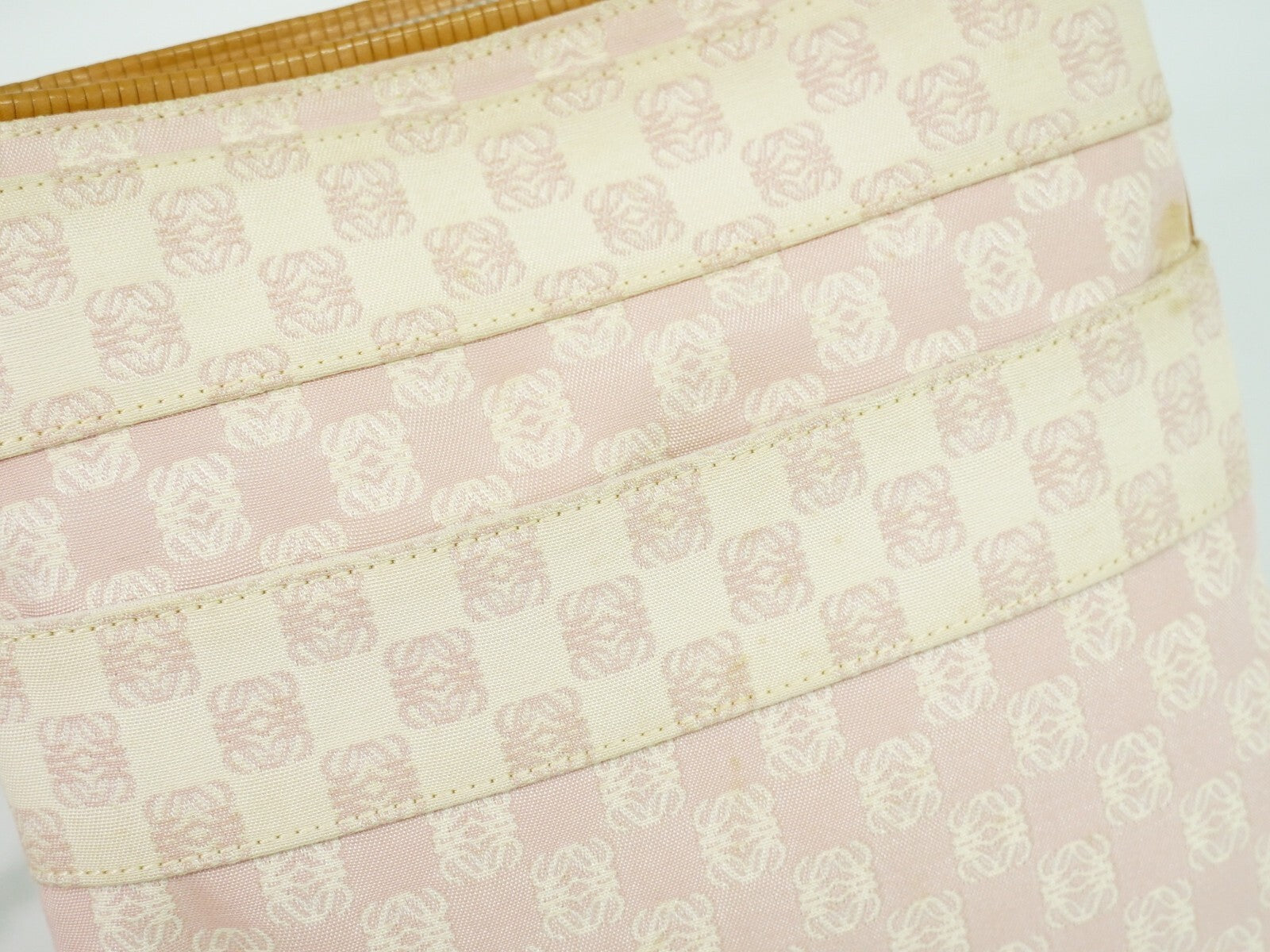 Loewe Anagram Shoulder Bag Canvas, PINK, CANVAS, Crossbody bag