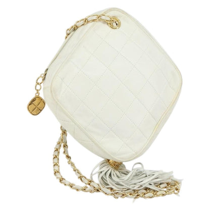 Chanel Vintage Diamond Tassel Crossbody Quilted Lambskin, WHITE, LEATHER, Clutche & pouche