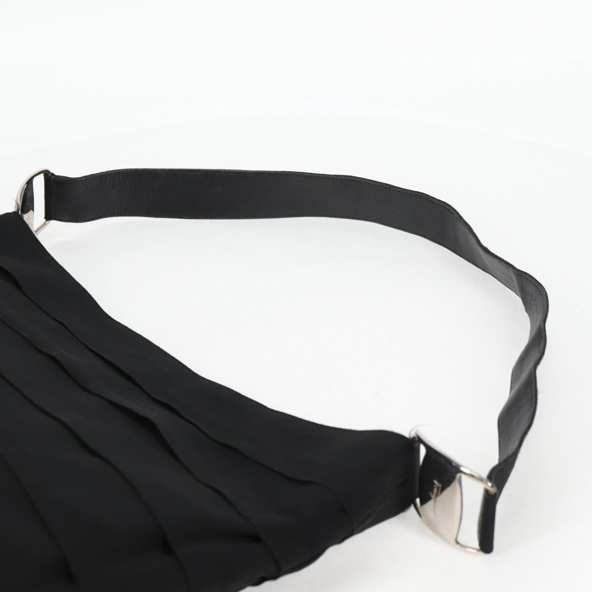 Salvatore Ferragamo Vala Shoulder Bag Nylon, BLACK, CANVAS, Shoulder bag