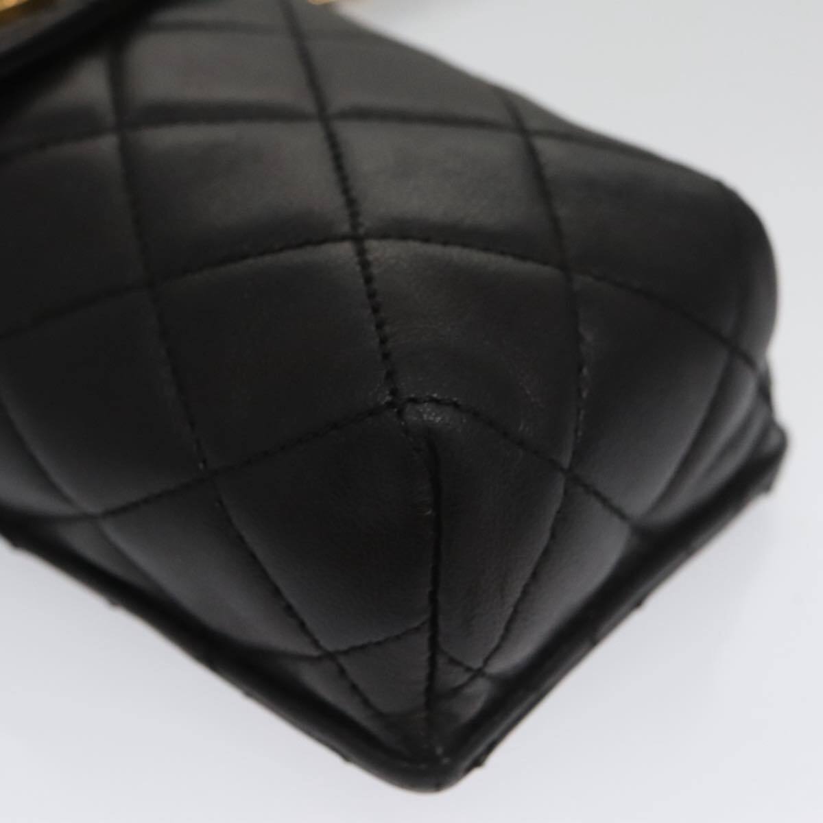 Chanel CC Phone Pouch with Chain Quilted Lambskin, BLACK, LEATHER, Crossbody bag