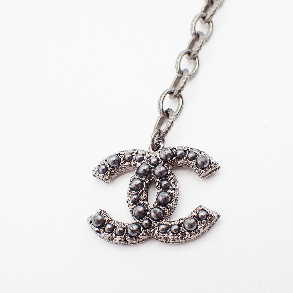 Chanel CC Charm Bracelet Faux Pearls and Metal, BLACK, SILVER_PLATED, Bracelet