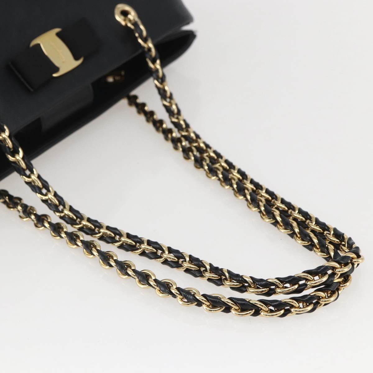 Salvatore Ferragamo Vala Chain Shoulder bag Leather, BLACK, LEATHER, Shoulder bag