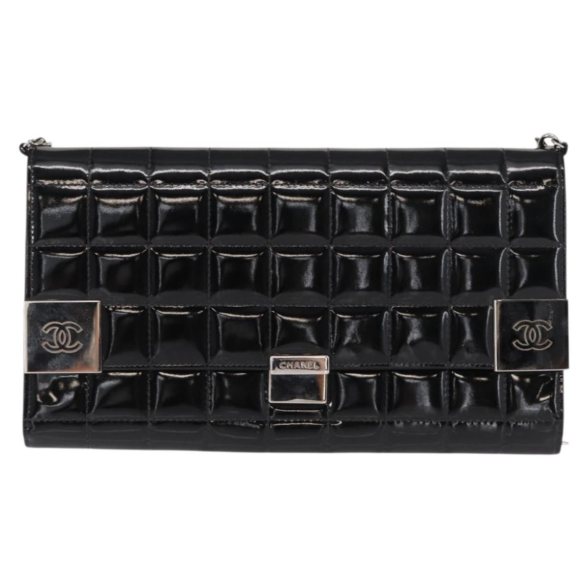 Chanel Chocolate Bar Chain Clutch Quilted Patent, BLACK, PATENT_LEATHER, Clutche & pouche