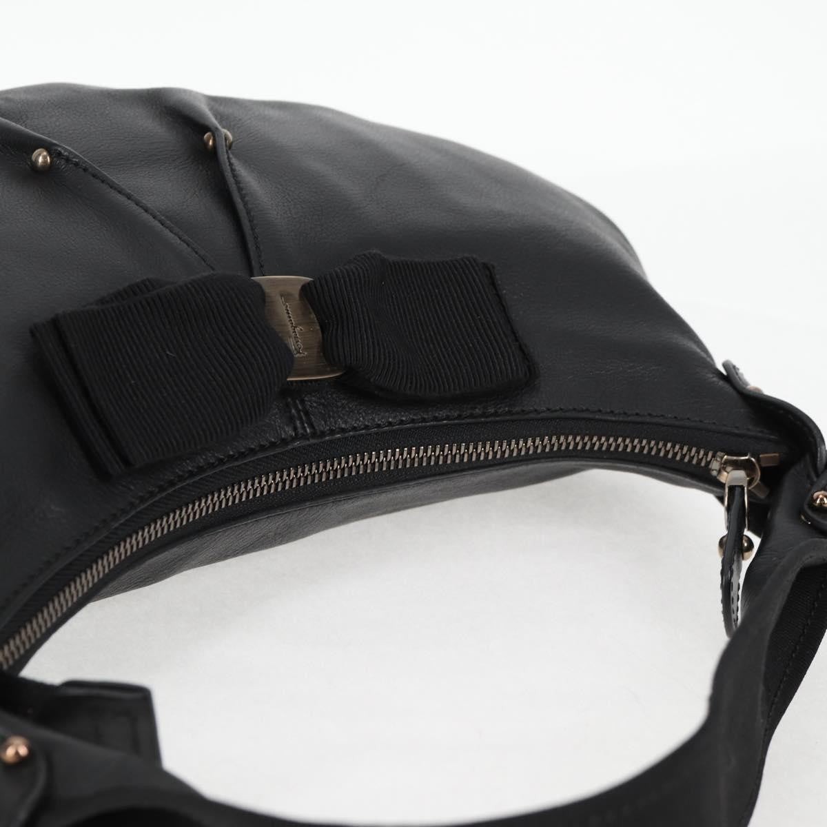 Salvatore Ferragamo Vala Shoulder Bag Leather, BLACK, LEATHER, Shoulder bag