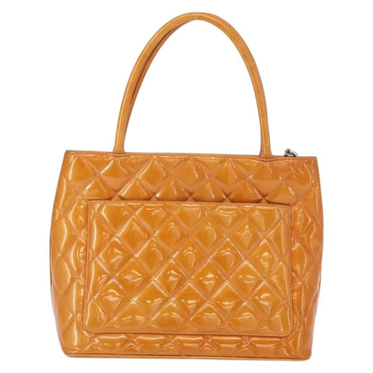 Chanel Medallion Tote Quilted Patent, BEIGE, PATENT_LEATHER, Tote bag
