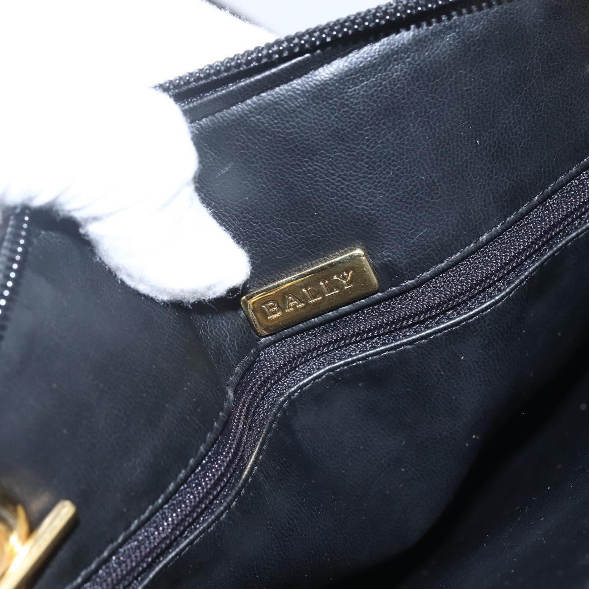 Bally Vintage Chain Shoulder Bag Quilted Leather, BLACK, LEATHER, Shoulder bag